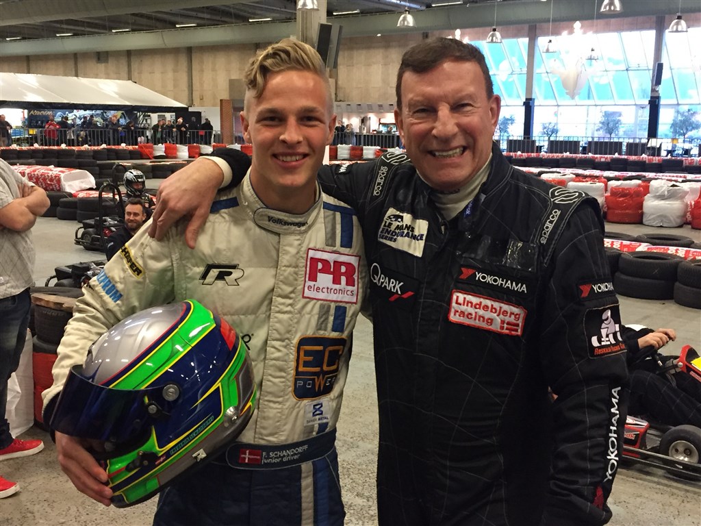 Frederik Schandorff var en af de 8 professionelle racerkørere der tørnede ud i kendis go-kart, en invitation Frederik fik direkte fra arrangør Thorkild Thyrring